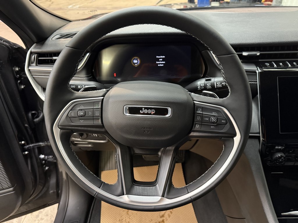 2025 Jeep Grand Cherokee L ALTITUDE in Barrhead, Alberta - 14 - w1024h768px