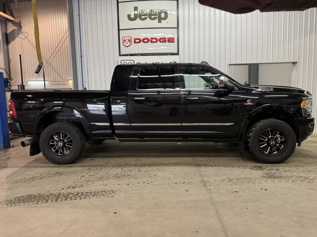 2019 Ram 3500 Limited in Barrhead, Alberta - 9 - w1024h768px
