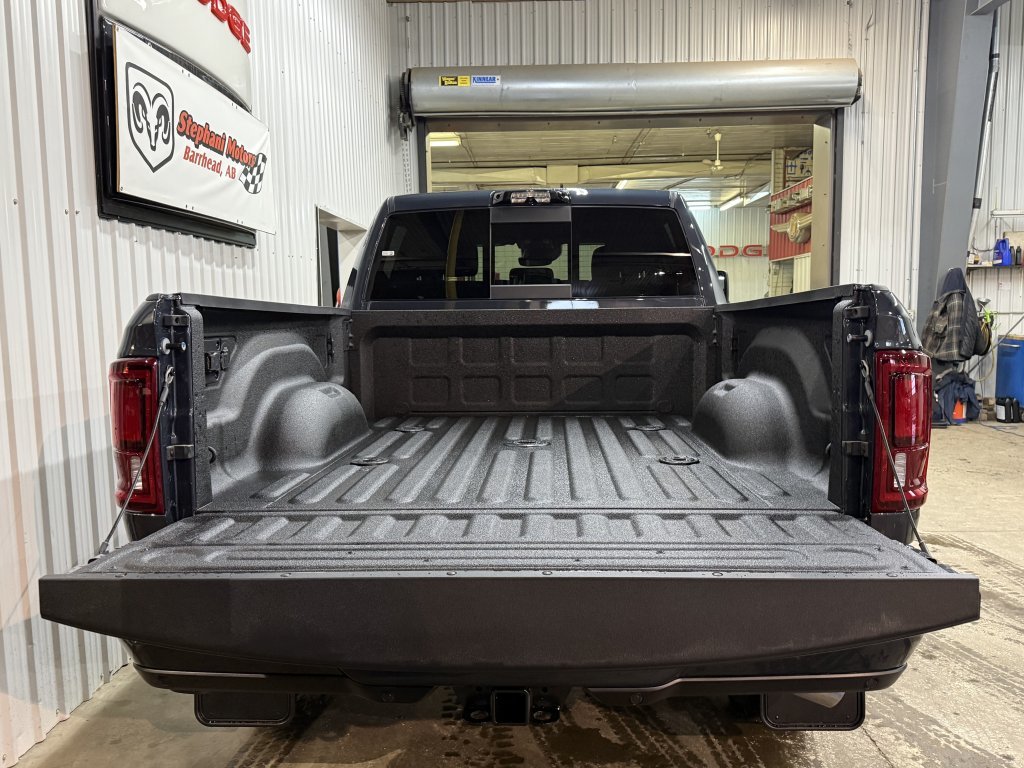 2026 Ram 3500 BIG HORN in Barrhead, Alberta - 5 - w1024h768px