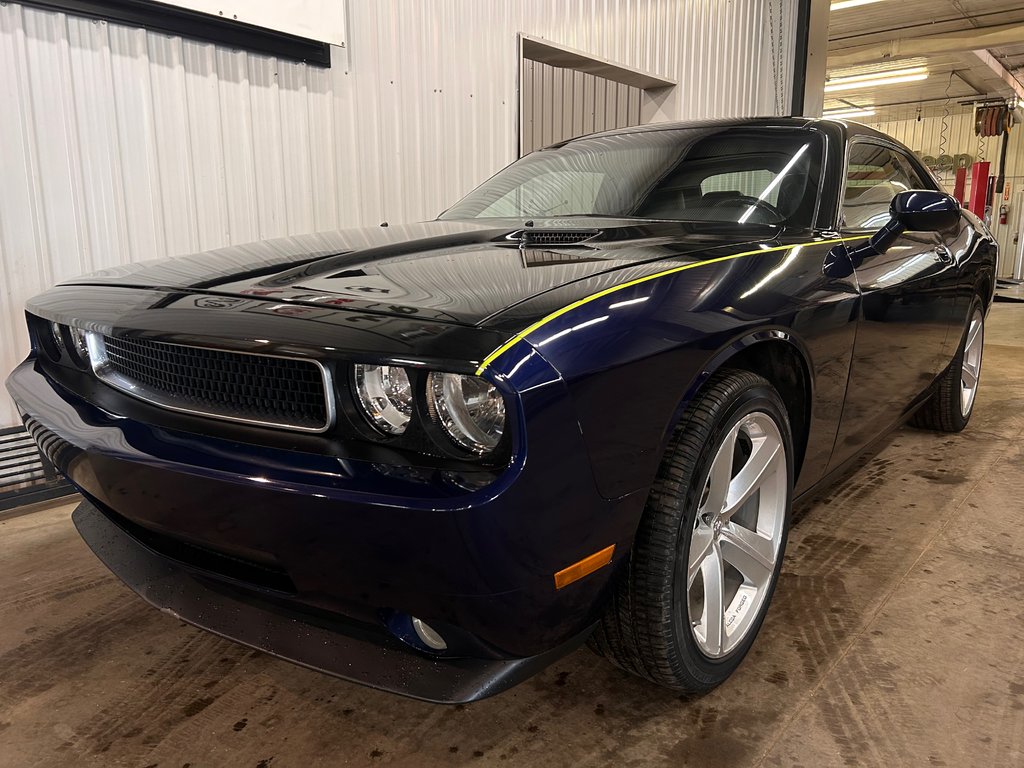 2010 Dodge Challenger in Barrhead, Alberta - 7 - w1024h768px