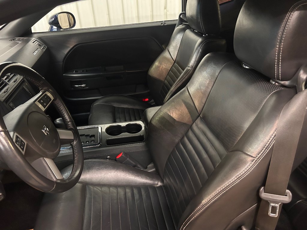 2010 Dodge Challenger in Barrhead, Alberta - 10 - w1024h768px