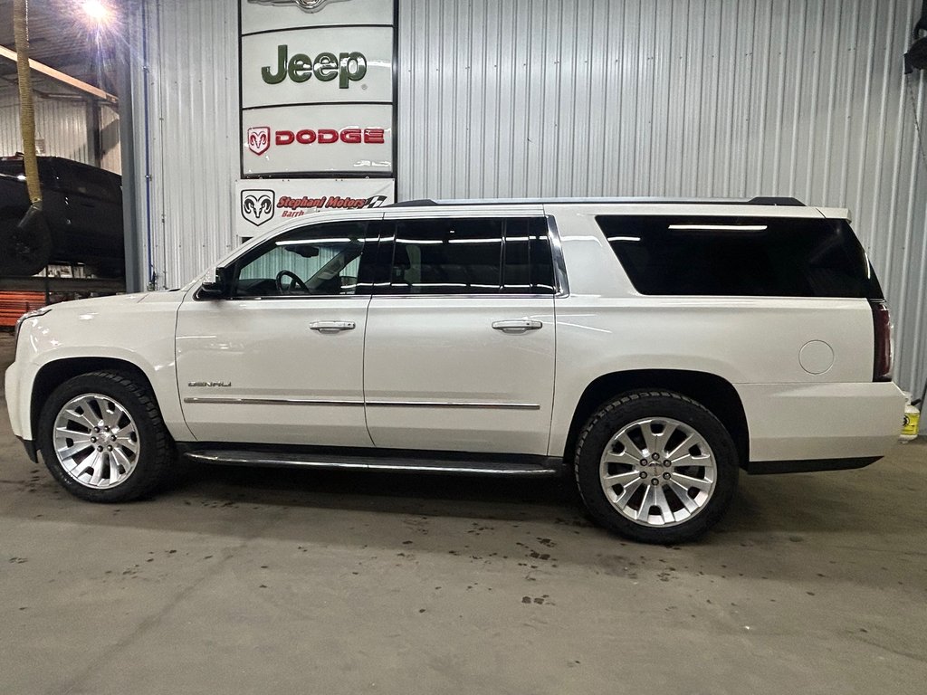 2015 GMC Yukon XL Denali in Barrhead, Alberta - 5 - w1024h768px