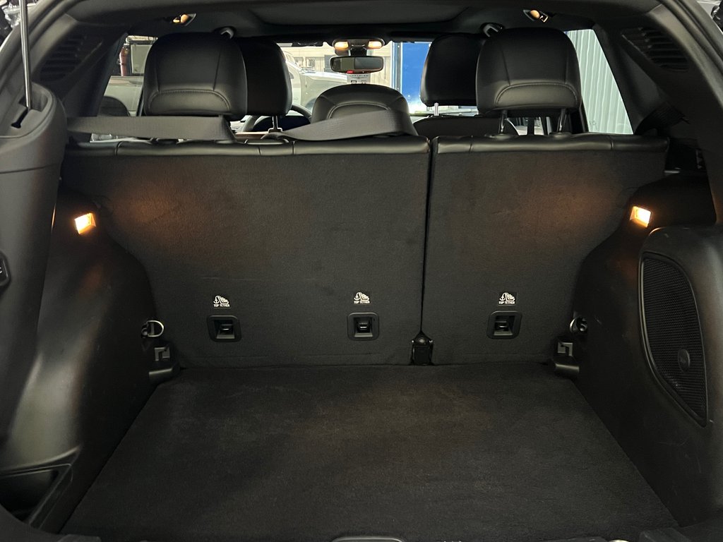 2024 Jeep Compass North in Barrhead, Alberta - 10 - w1024h768px