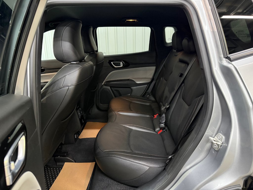 2024 Jeep Compass Limited 4x4 in Barrhead, Alberta - 10 - w1024h768px
