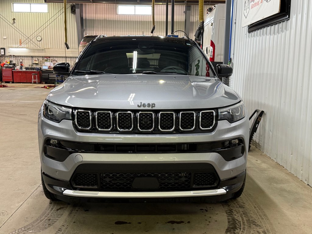 2024 Jeep Compass Limited 4x4 in Barrhead, Alberta - 6 - w1024h768px