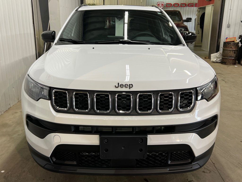 2025 Jeep Compass North in Barrhead, Alberta - 8 - w1024h768px