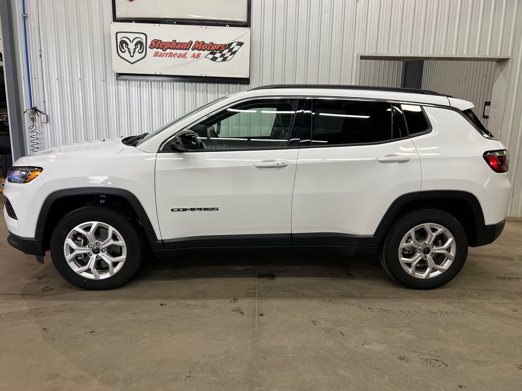2025 Jeep Compass North in Barrhead, Alberta - 6 - w1024h768px