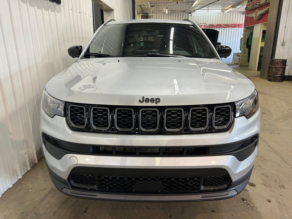 2025 Jeep Compass Altitude 4x4 in Barrhead, Alberta - 9 - w1024h768px