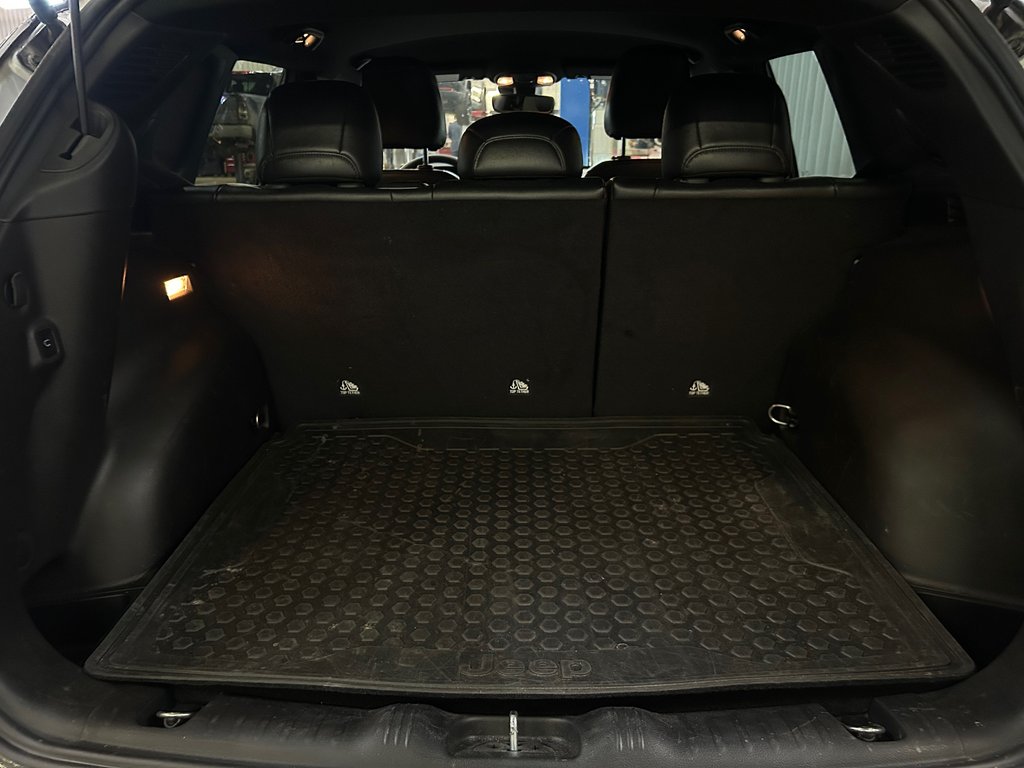2025 Jeep Compass Altitude 4x4 in Barrhead, Alberta - 10 - w1024h768px