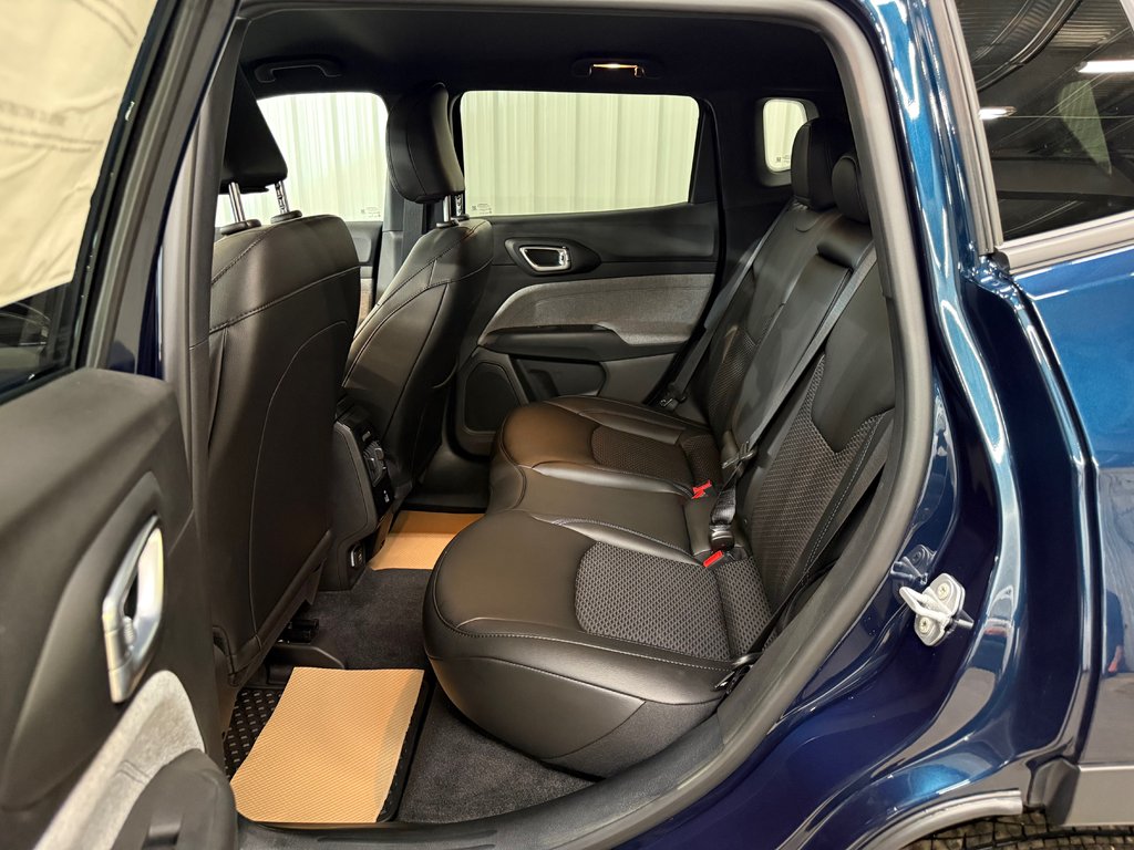 2026 Jeep Compass NORTH in Barrhead, Alberta - 10 - w1024h768px