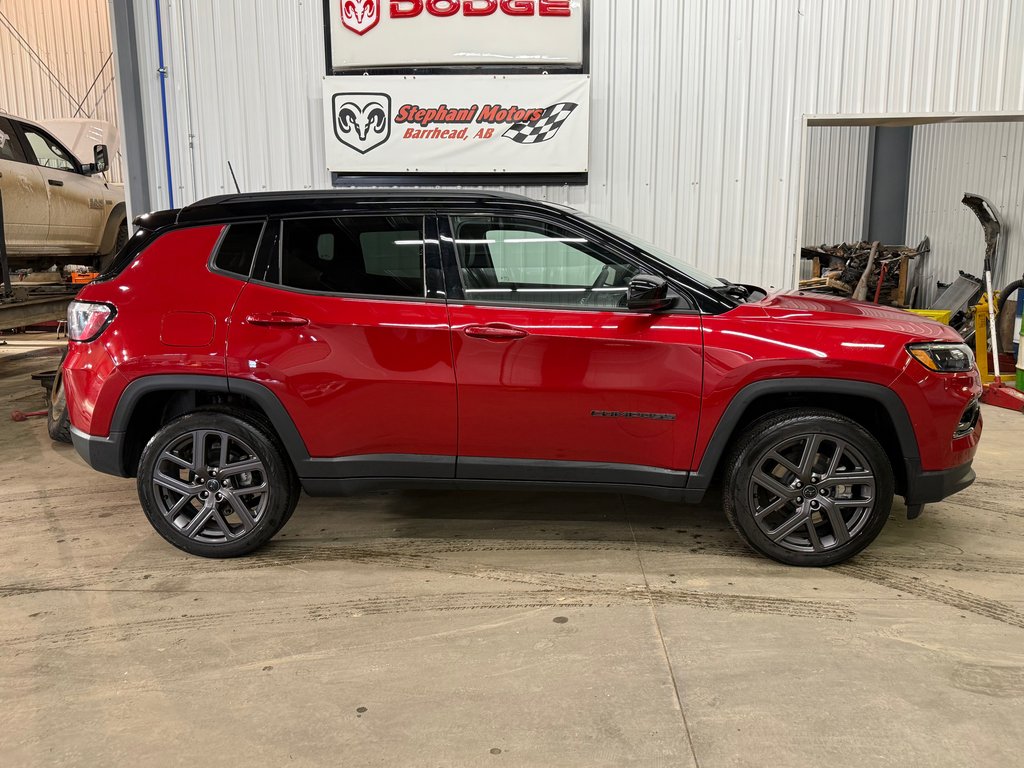 2026 Jeep Compass Limited 4x4 in Barrhead, Alberta - 13 - w1024h768px