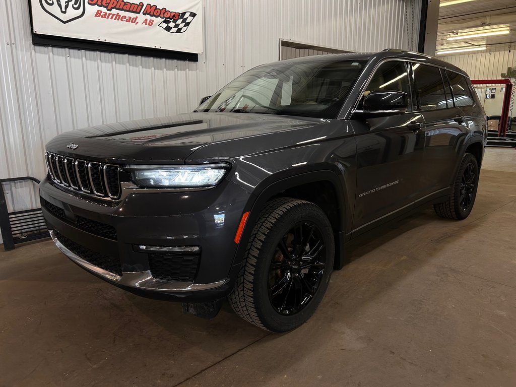 2021 Jeep Grand Cherokee L Limited 4x4 in Barrhead, Alberta - 8 - w1024h768px