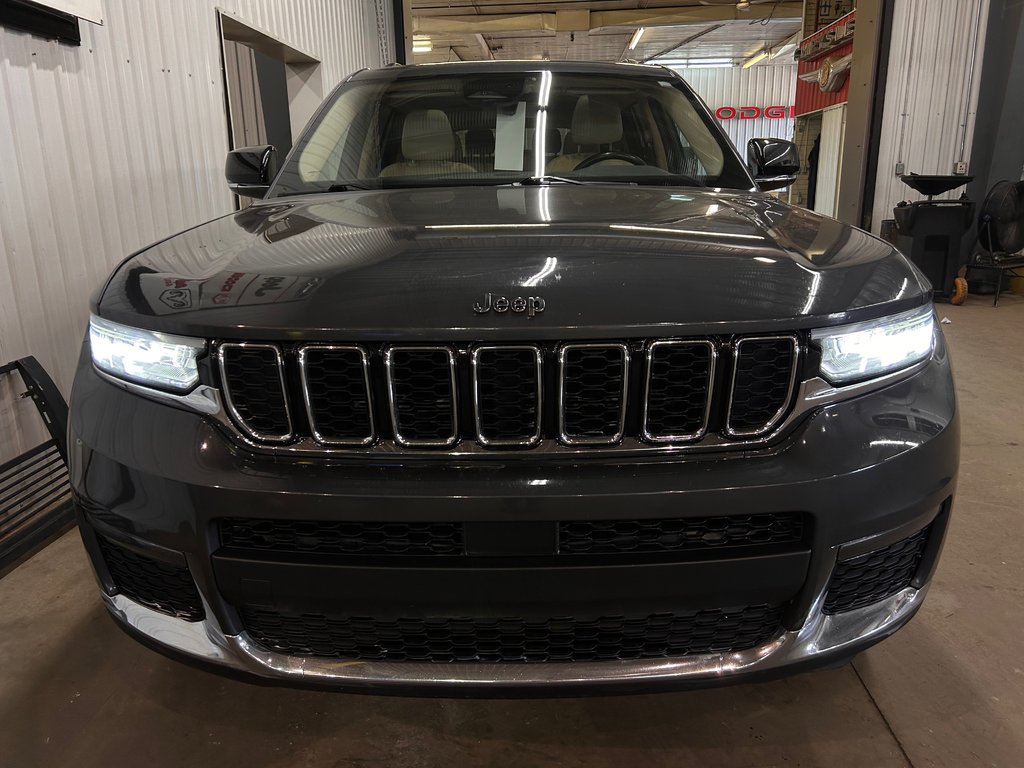 2021 Jeep Grand Cherokee L Limited 4x4 in Barrhead, Alberta - 9 - w1024h768px