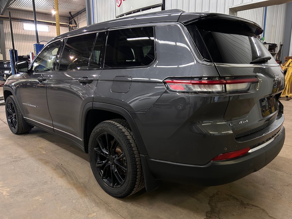2021 Jeep Grand Cherokee L Limited 4x4 in Barrhead, Alberta - 6 - w1024h768px