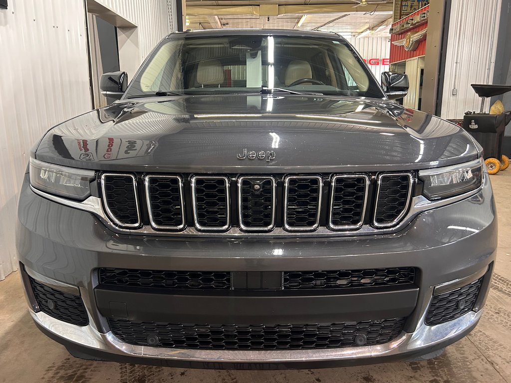 2022 Jeep Grand Cherokee L Limited in Barrhead, Alberta - 8 - w1024h768px