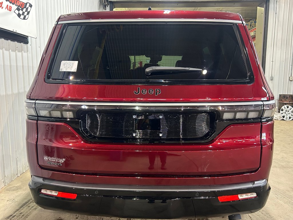 2026 Jeep Grand Wagoneer SERIES I in Barrhead, Alberta - 4 - w1024h768px