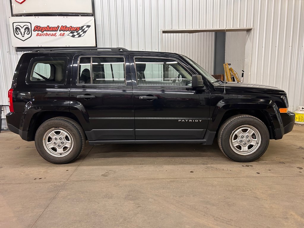 2017 Jeep Patriot Sport in Barrhead, Alberta - 2 - w1024h768px