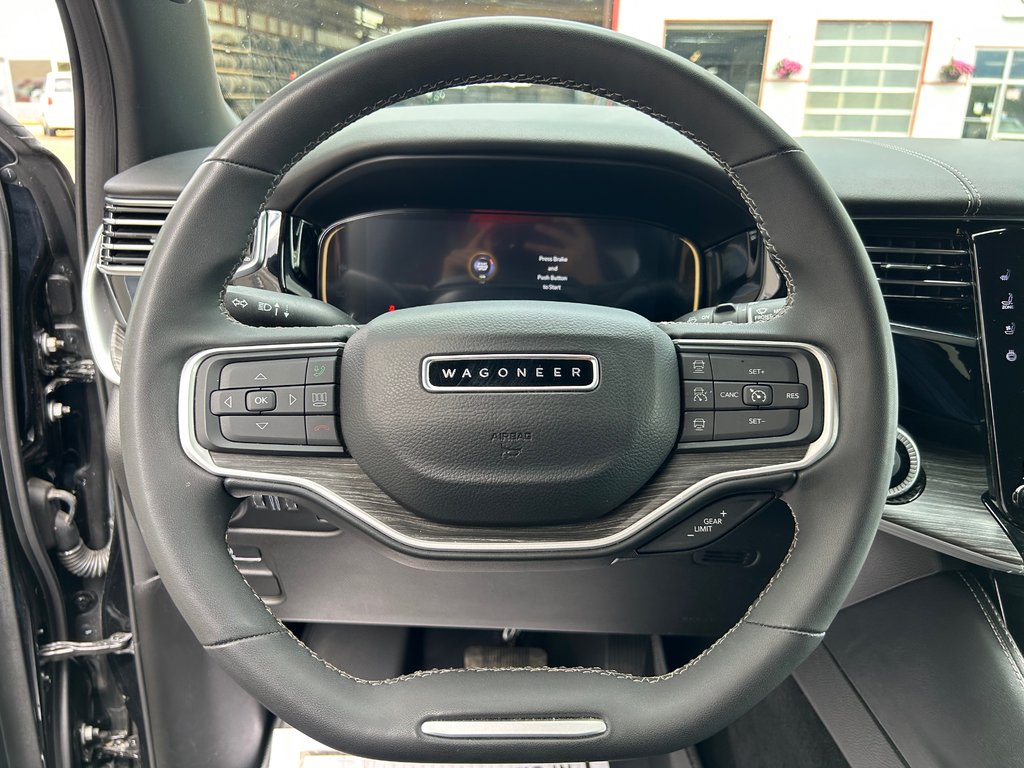 2023 Jeep Wagoneer Series III 4x4 in Barrhead, Alberta - 11 - w1024h768px