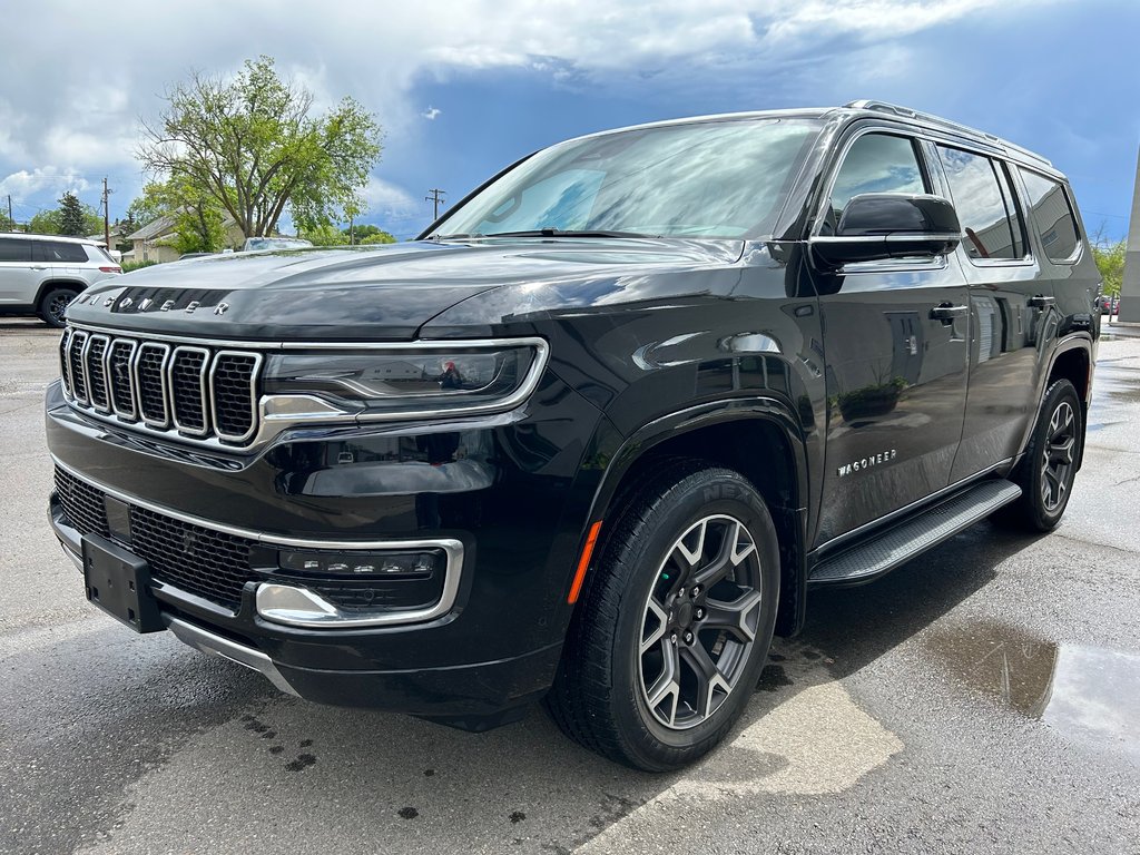 2023 Jeep Wagoneer Series III 4x4 in Barrhead, Alberta - 6 - w1024h768px