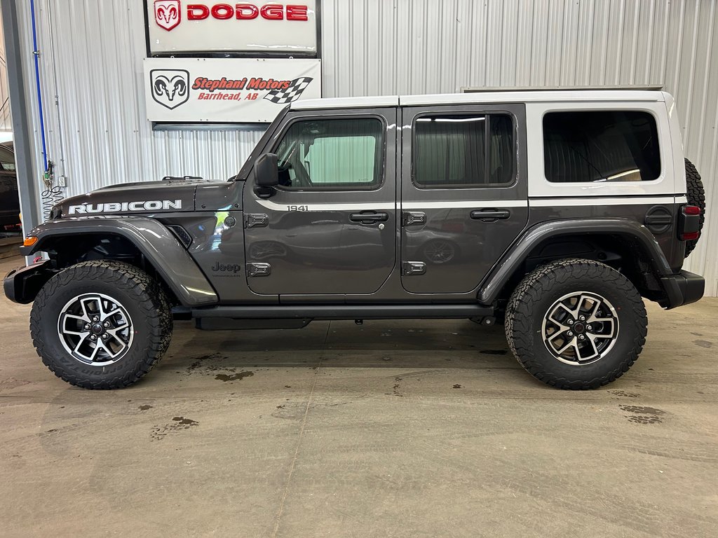 2026 Jeep Wrangler 4-Door RUBICON in Barrhead, Alberta - 5 - w1024h768px