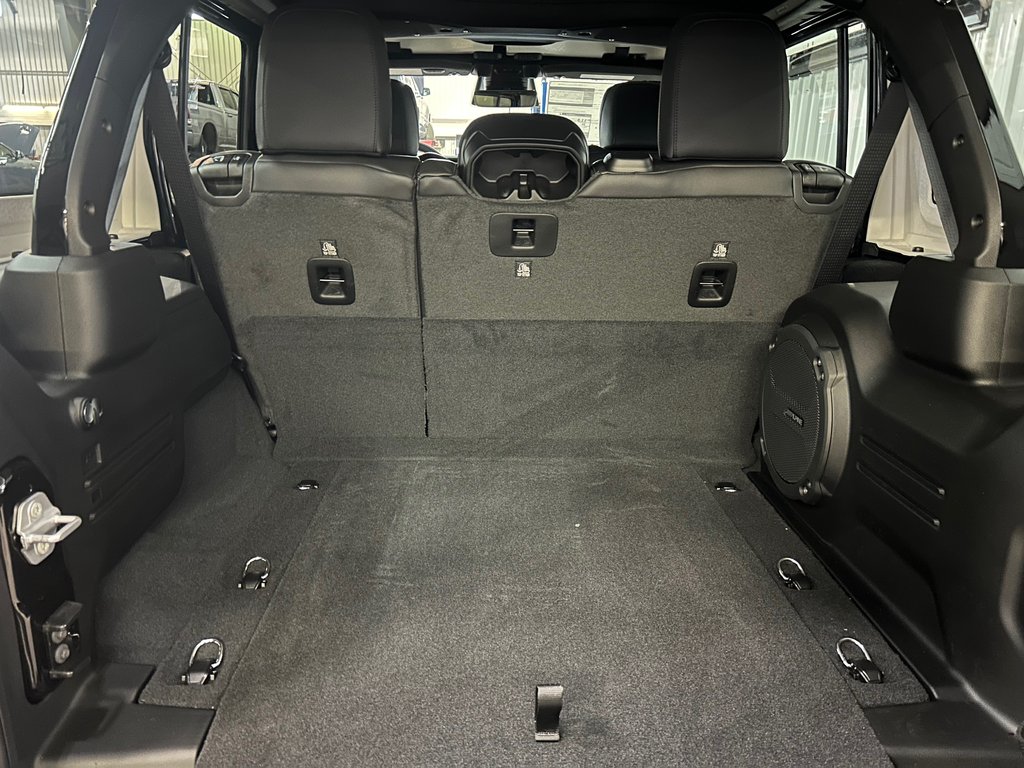 2026 Jeep Wrangler 4-Door SAHARA in Barrhead, Alberta - 9 - w1024h768px