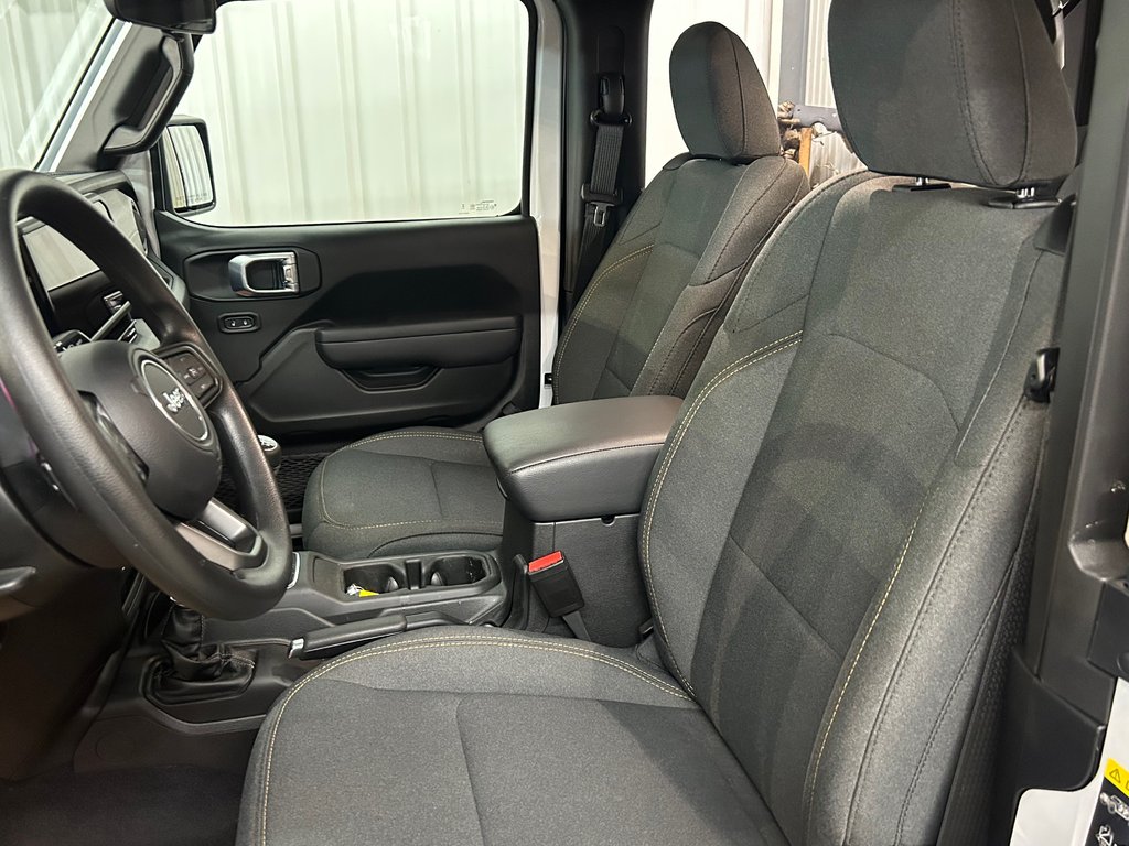 2025 Jeep Wrangler Sport 2 door in Barrhead, Alberta - 9 - w1024h768px