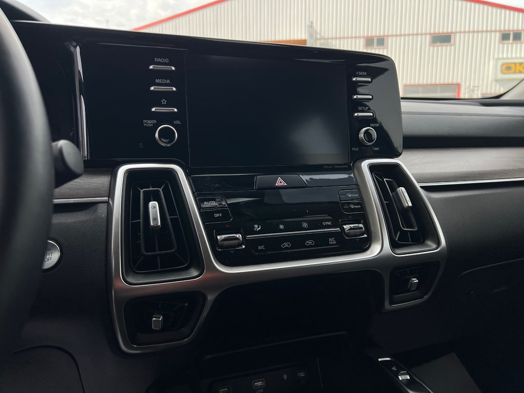 2021 Kia Sorento EX in Barrhead, Alberta - 13 - w1024h768px