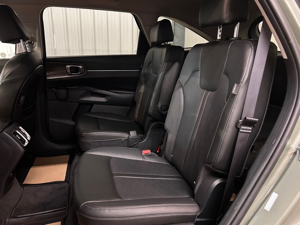2024 Kia Sorento EX AWD in Barrhead, Alberta - 10 - w1024h768px