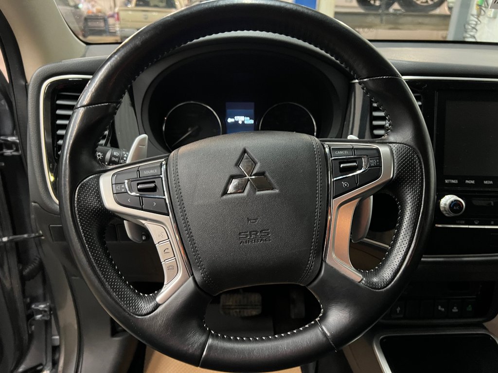 2022 Mitsubishi Outlander PHEV SE in Barrhead, Alberta - 12 - w1024h768px