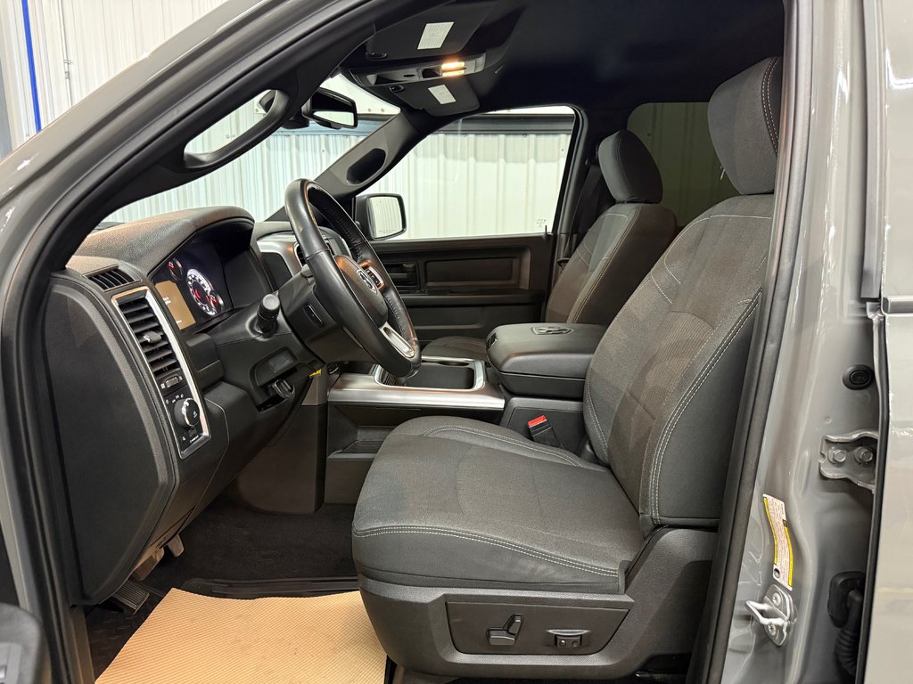 2022 Ram 1500 Classic Express in Barrhead, Alberta - 13 - w1024h768px
