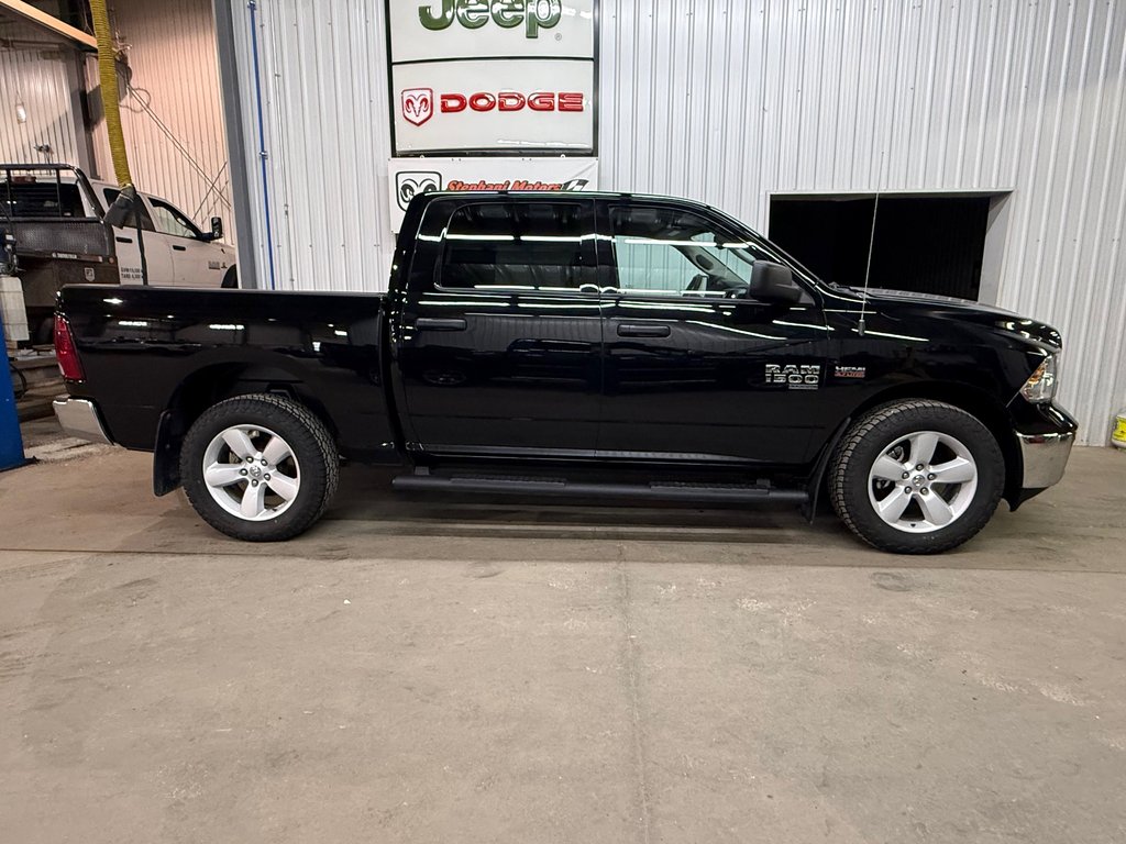 2024 Ram 1500 Classic Tradesman Crew Cab Hemi 4x4 in Barrhead, Alberta - 2 - w1024h768px