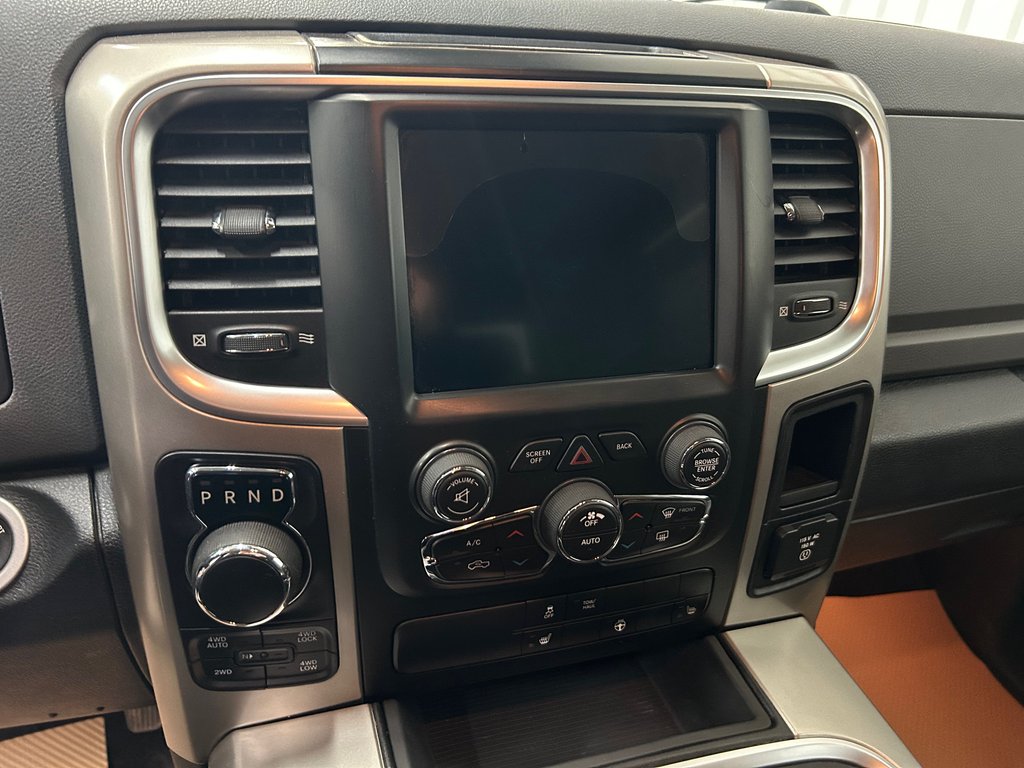 2018 Ram 1500 Big Horn Night Edition 4x4 Crew Cab in Barrhead, Alberta - 12 - w1024h768px