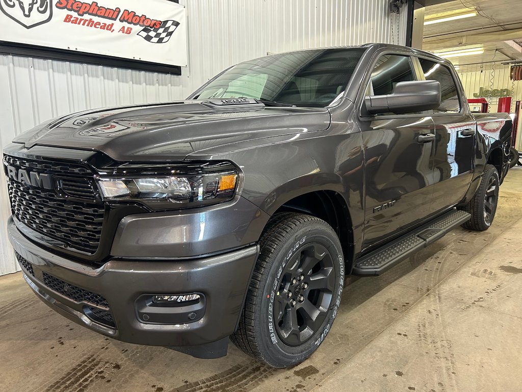 2026 Ram 1500 EXPRESS in Barrhead, Alberta - 7 - w1024h768px