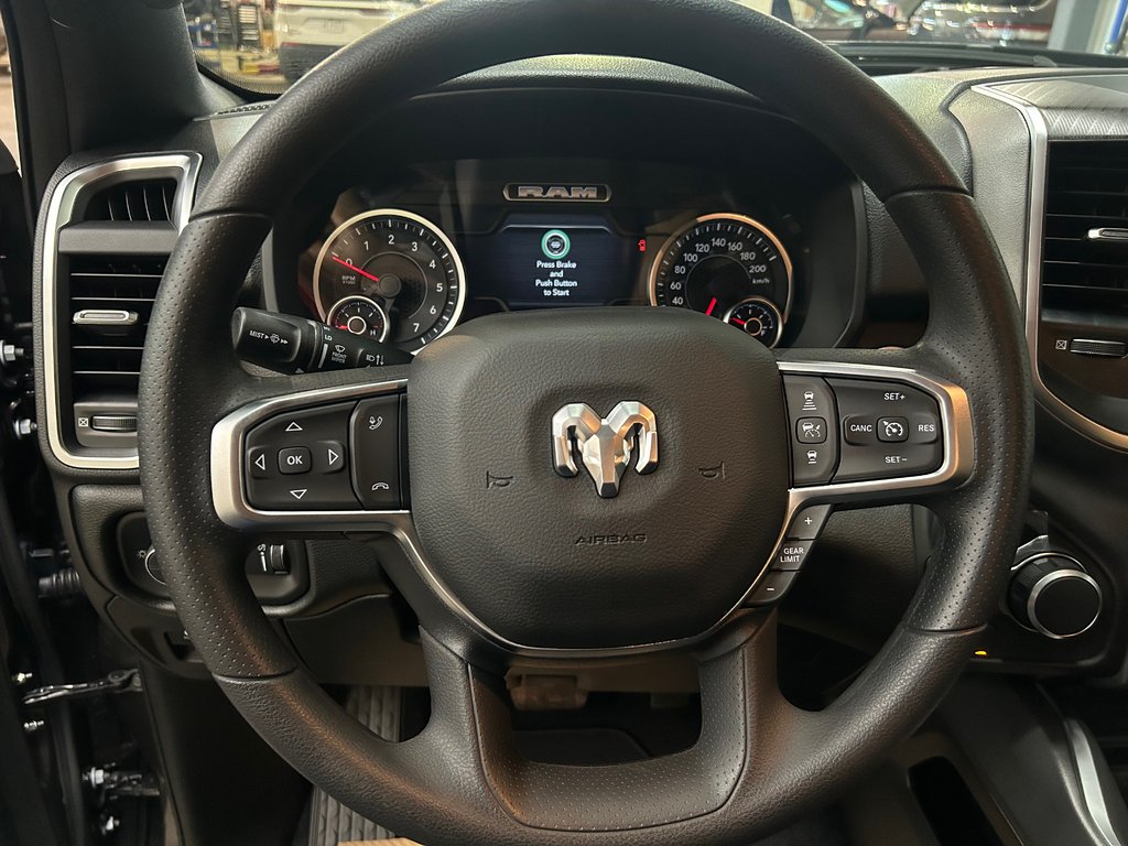 2026 Ram 1500 EXPRESS in Barrhead, Alberta - 10 - w1024h768px