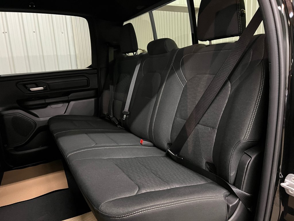 2026 Ram 1500 EXPRESS in Barrhead, Alberta - 9 - w1024h768px