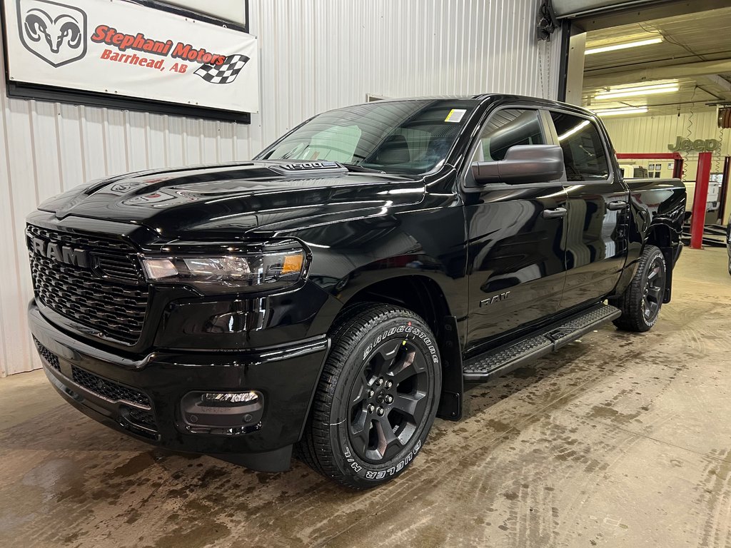 2026 Ram 1500 EXPRESS in Barrhead, Alberta - 7 - w1024h768px
