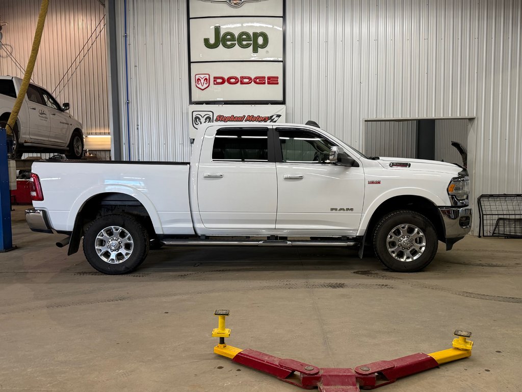 2022 Ram 2500 Laramie Crew 4x4 Gas in Barrhead, Alberta - 2 - w1024h768px