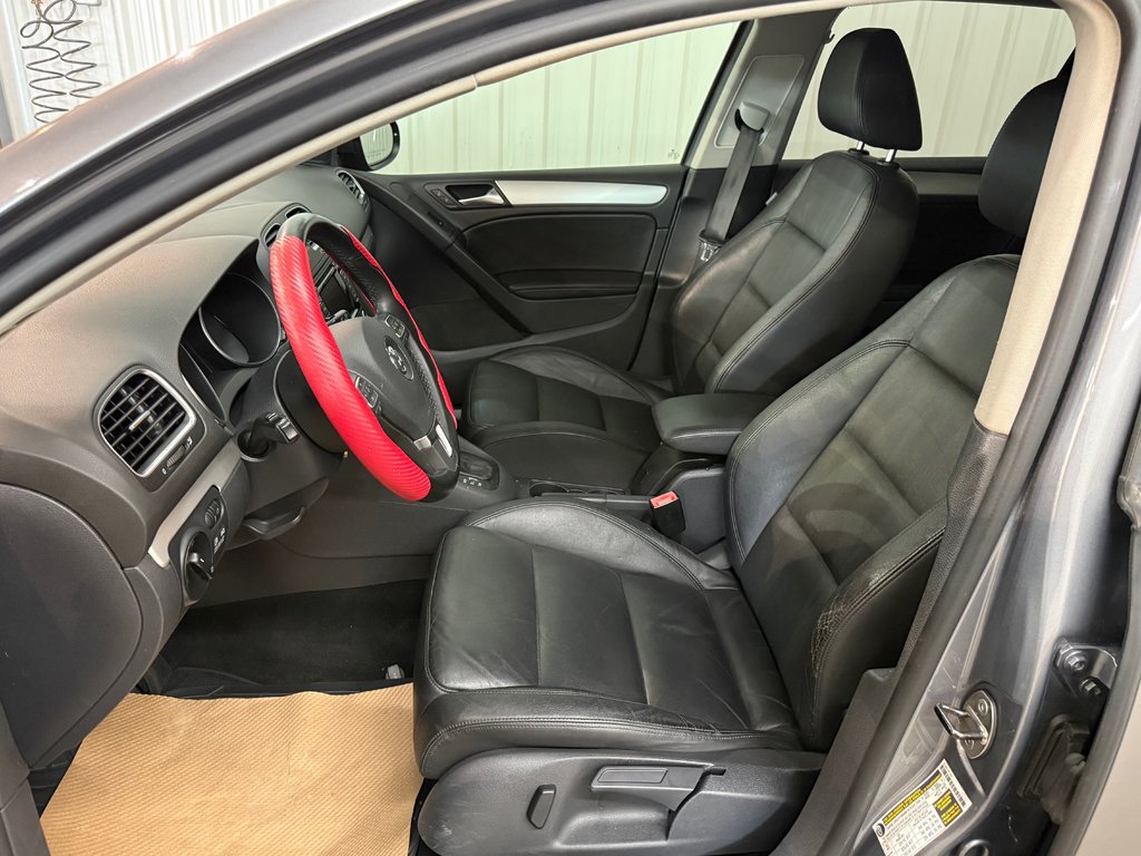 2012 Volkswagen Golf Highline diesel in Barrhead, Alberta - 11 - w1024h768px