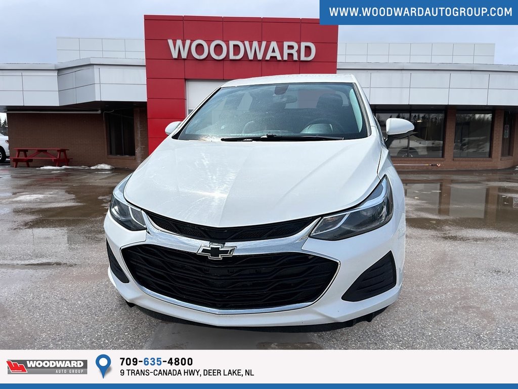 2019 Chevrolet Cruze in Deer Lake, Newfoundland and Labrador - 2 - w1024h768px