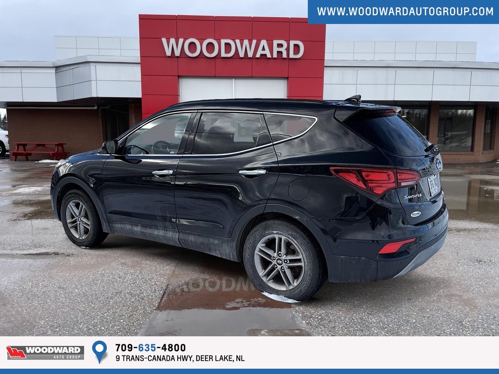 2017 Hyundai Santa Fe in Deer Lake, Newfoundland and Labrador - 2 - w1024h768px