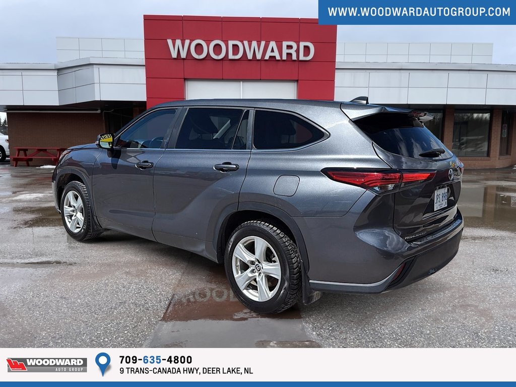 2023 Toyota Highlander in Deer Lake, Newfoundland and Labrador - 4 - w1024h768px