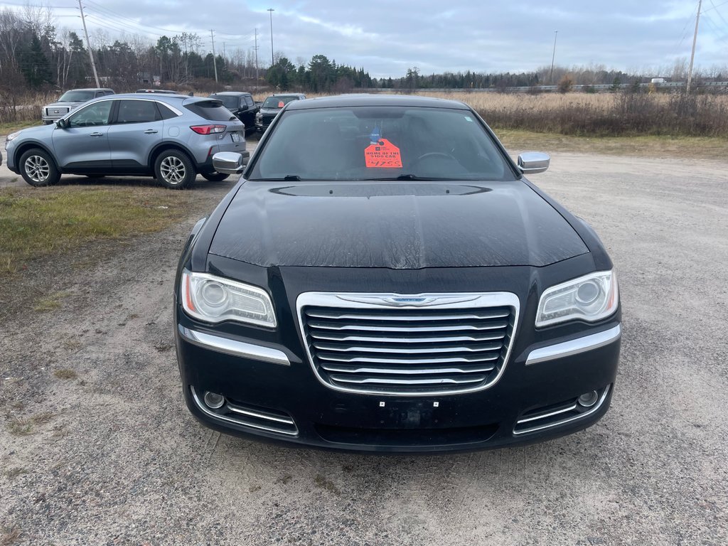 Chrysler 300 Limited 2012 à North Bay, Ontario - 8 - w1024h768px