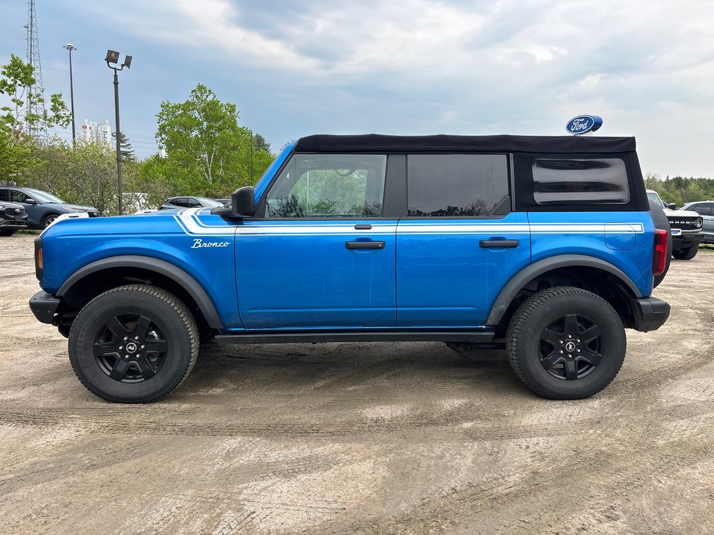 Ford Bronco Black Diamond 2021 à North Bay, Ontario - 2 - w1024h768px