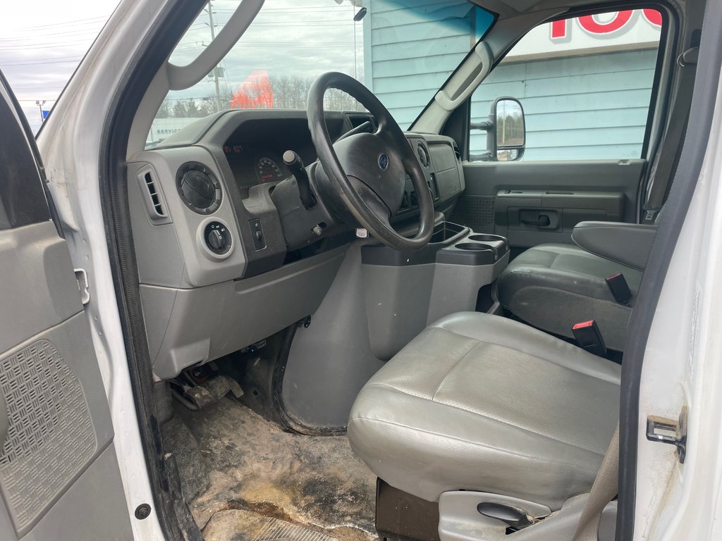 Ford E-Series Cutaway  2019 à North Bay, Ontario - 10 - w1024h768px