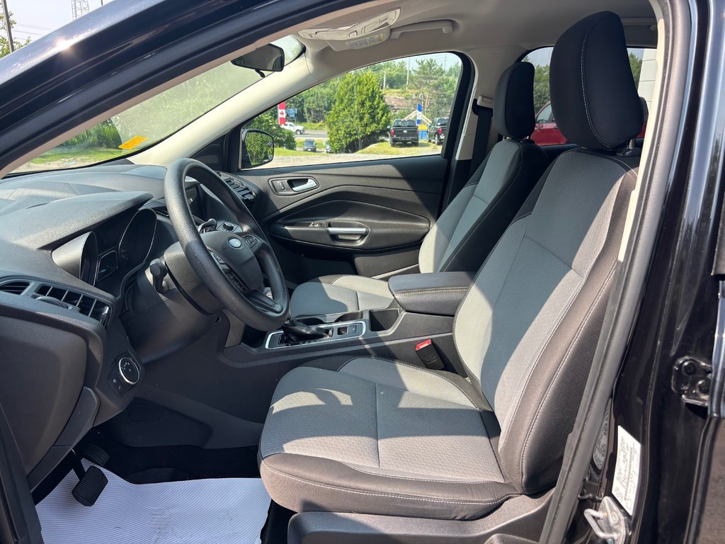 Ford Escape SE 2019 à North Bay, Ontario - 16 - w1024h768px