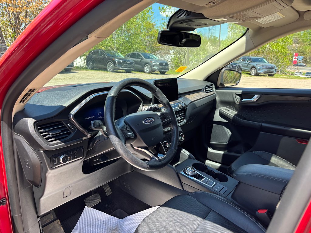 Ford Escape Titanium Hybrid 2020 à North Bay, Ontario - 19 - w1024h768px