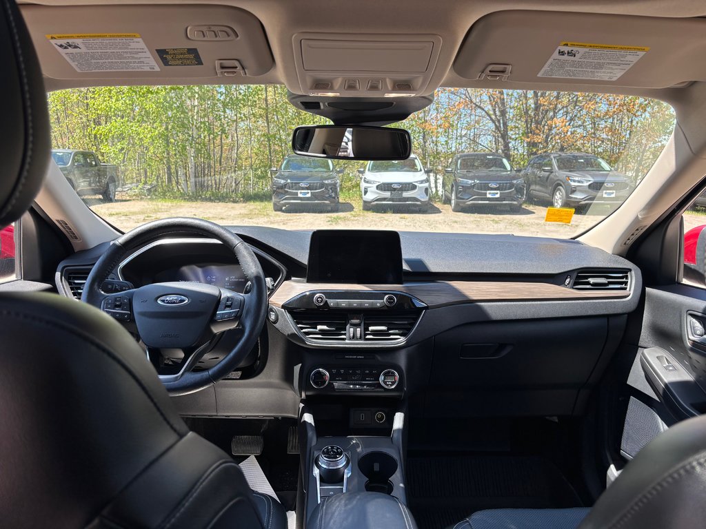 Ford Escape Titanium Hybrid 2020 à North Bay, Ontario - 17 - w1024h768px