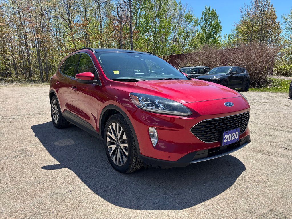 Ford Escape Titanium Hybrid 2020 à North Bay, Ontario - 7 - w1024h768px