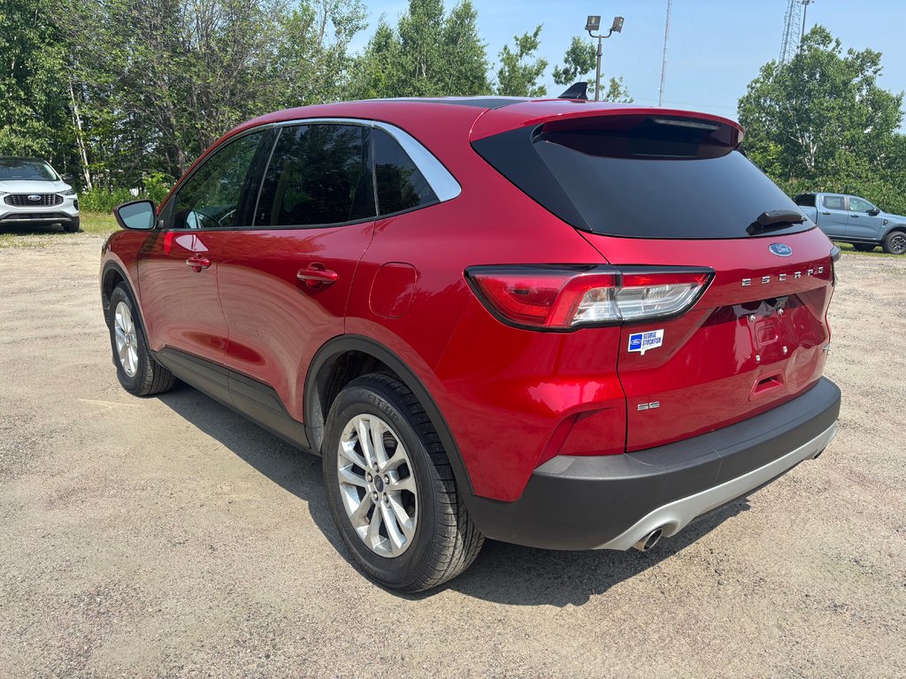Ford Escape SE 2020 à North Bay, Ontario - 3 - w1024h768px