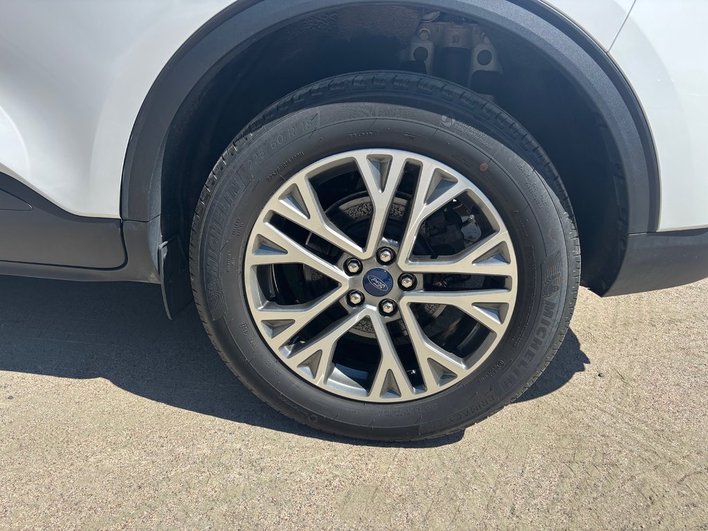 2022 Ford Escape SEL in North Bay, Ontario - 12 - w1024h768px